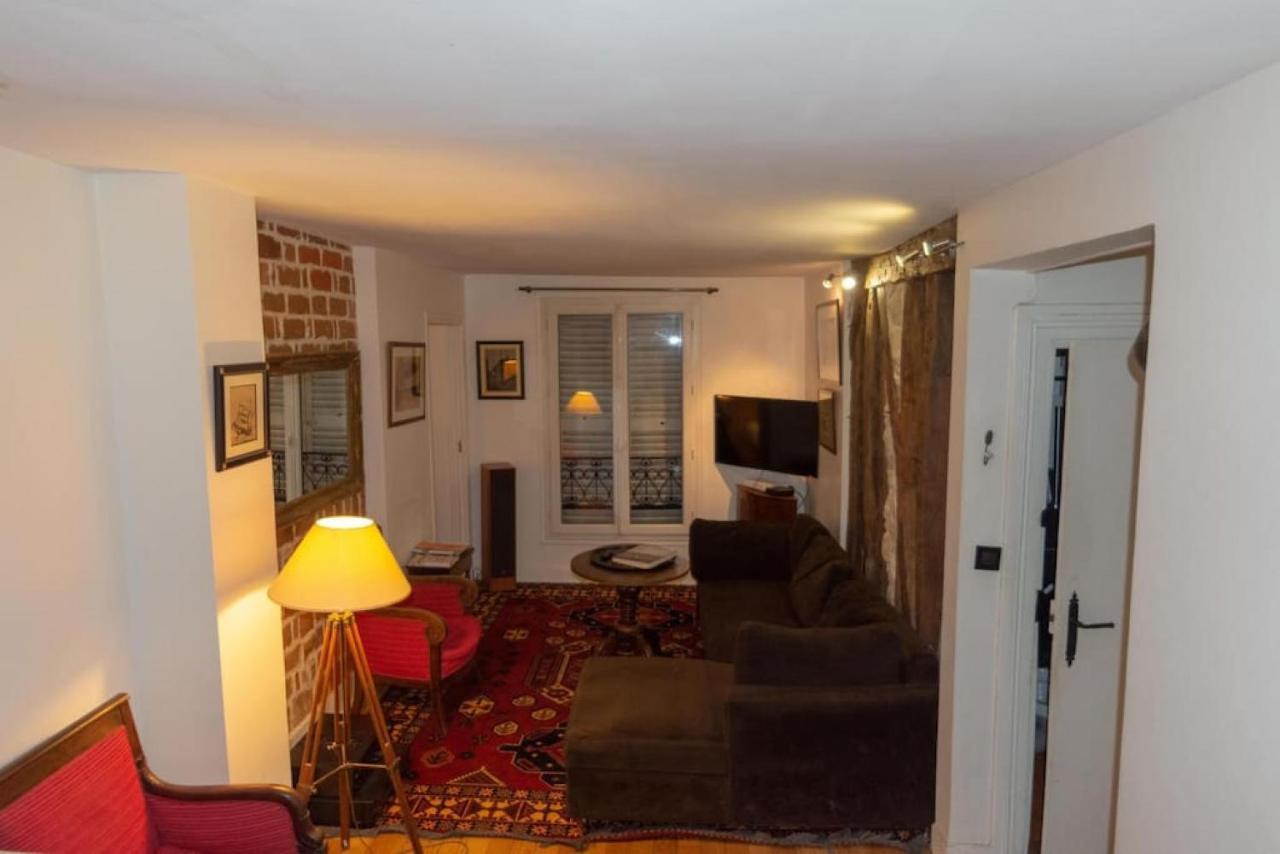 Very French Two Bedroom In The Heart Of París Exterior foto
